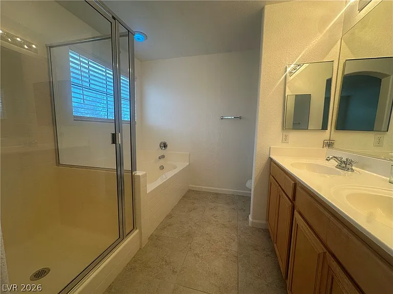 4135 Sparrow Rock St — Photo 6