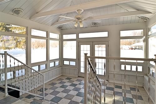 Three Seasons Room