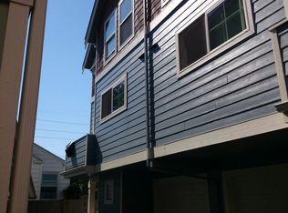 840 NW 53rd St #B, Seattle, WA 98107