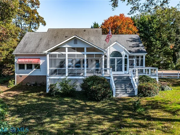 40 & 50 Cedardale Ln, Irvington, VA 22480