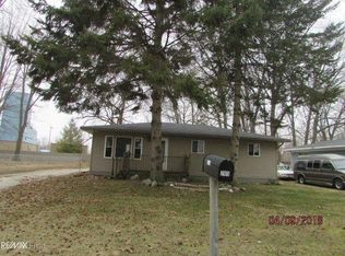 2105 Worfolk Dr, Algonac, MI 48001