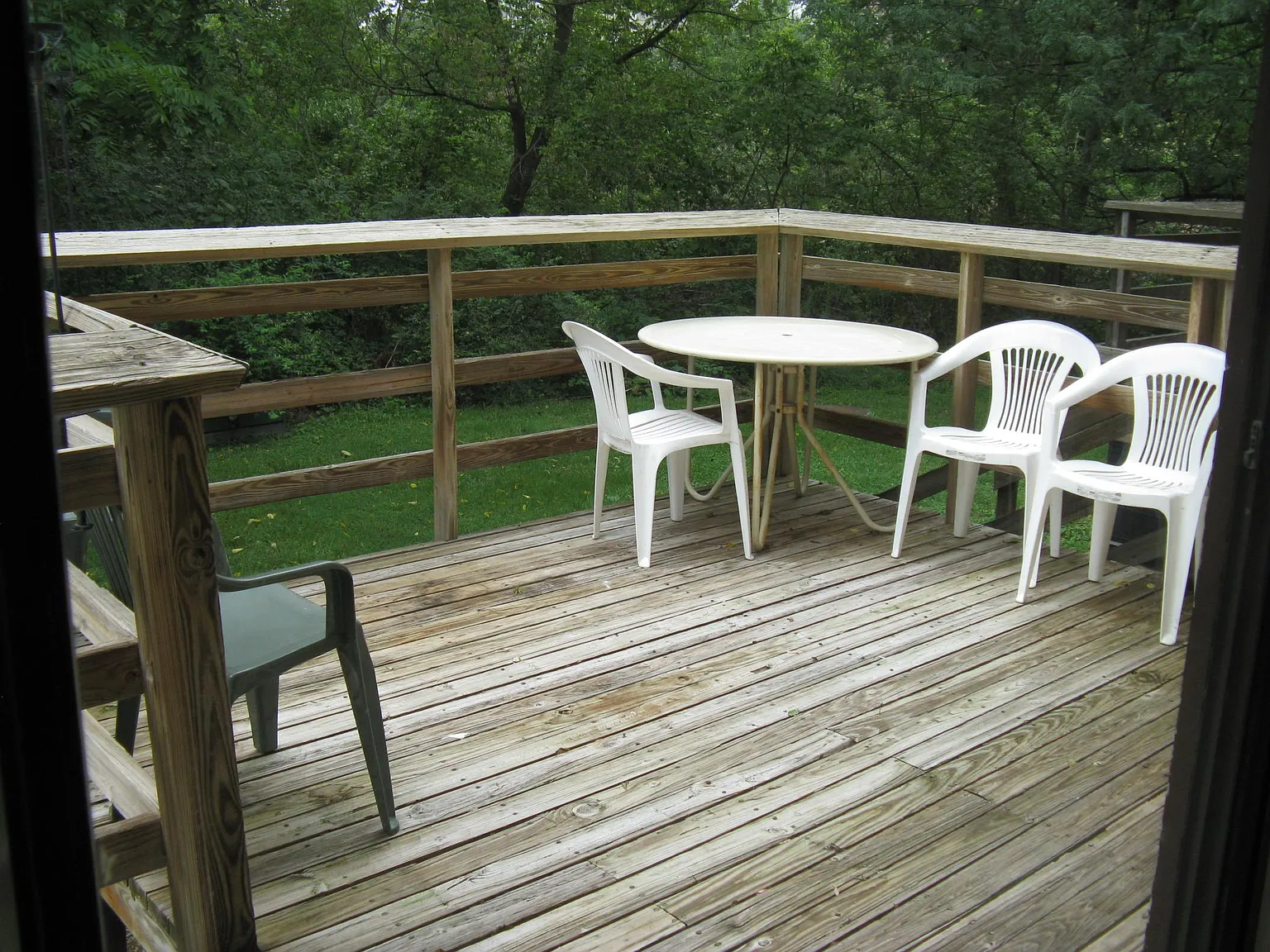 5 bed, 3.5 bath, 1840 sqft, $2,000 — Photo 3