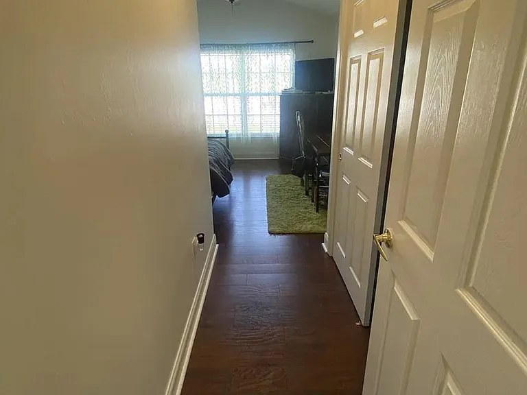 1196 Oxford Ln #1196 — Photo 14