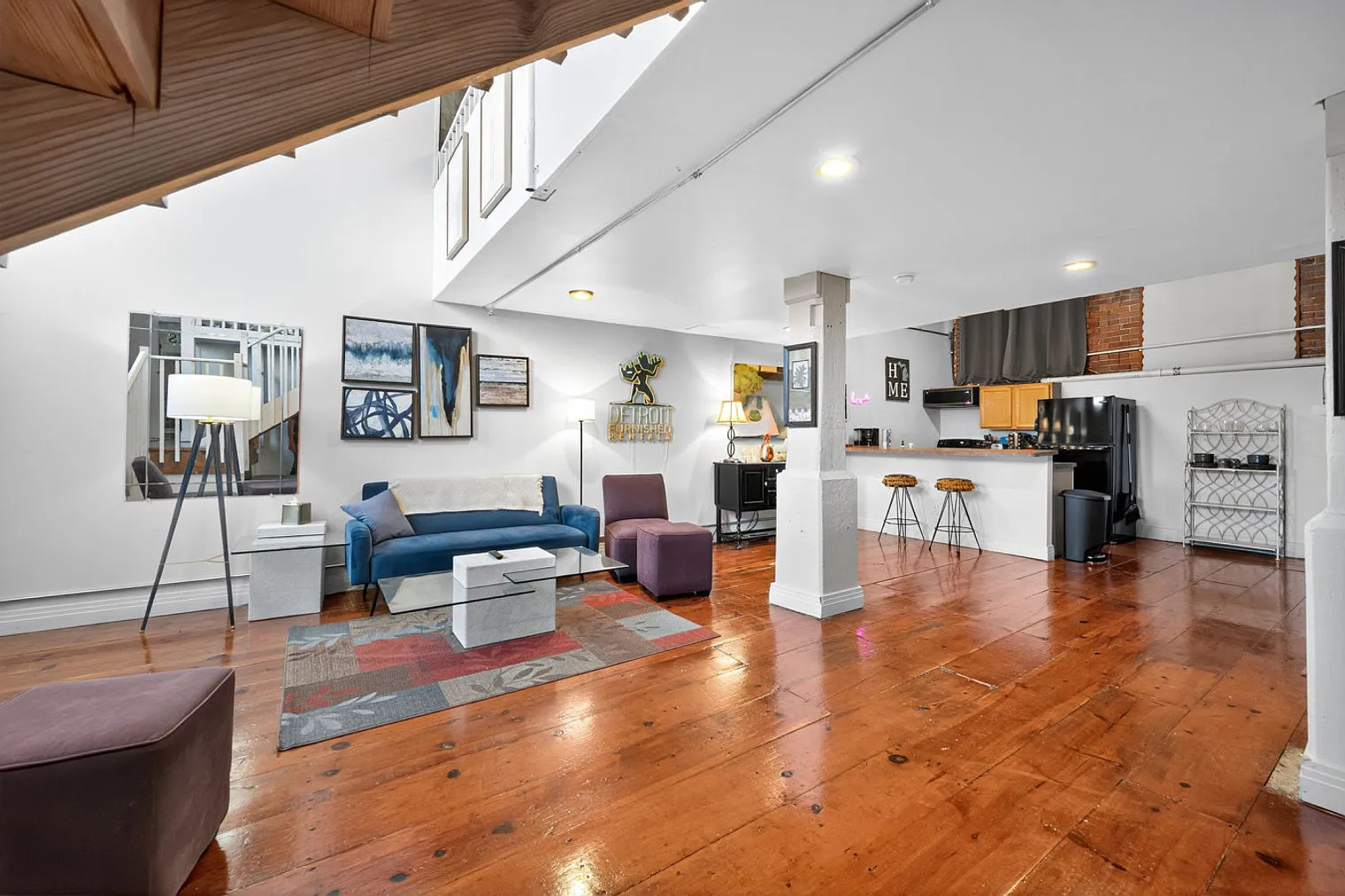 1 bed, 1.0 bath, $2,255 — Photo 1