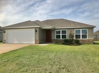 872 NW Evans Cir, Bentonville, AR 72713