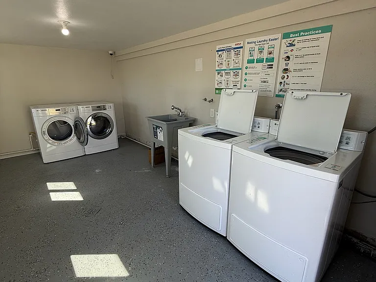 1740 Oxford St SE #14 — Photo 9