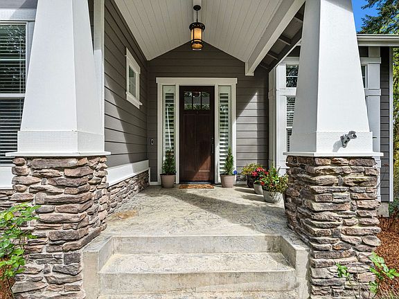 2nd image of 13105 91st Avenue Ct NW