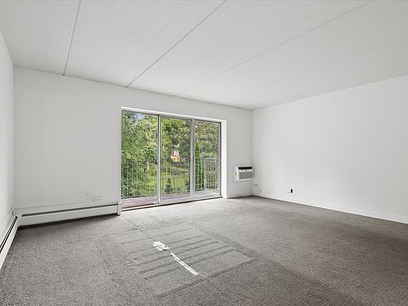 4th image of 5125 Blodgett Ave APT 218-T