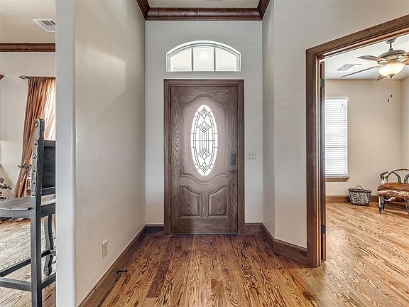 4th image of 4021 Slater Dr