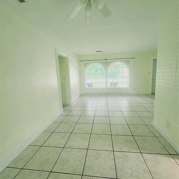 2023 Gold Ave — Photo 11