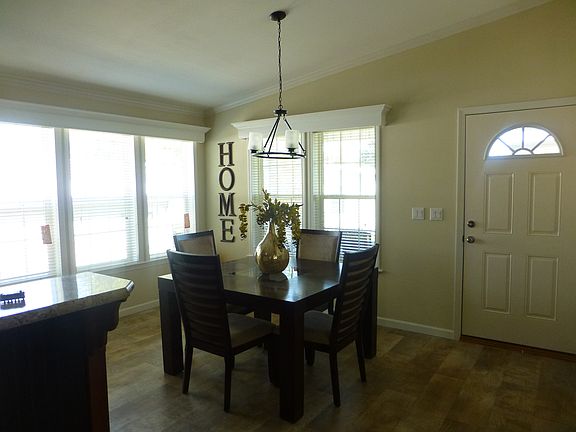 4th image of 1757 Inverary Dr