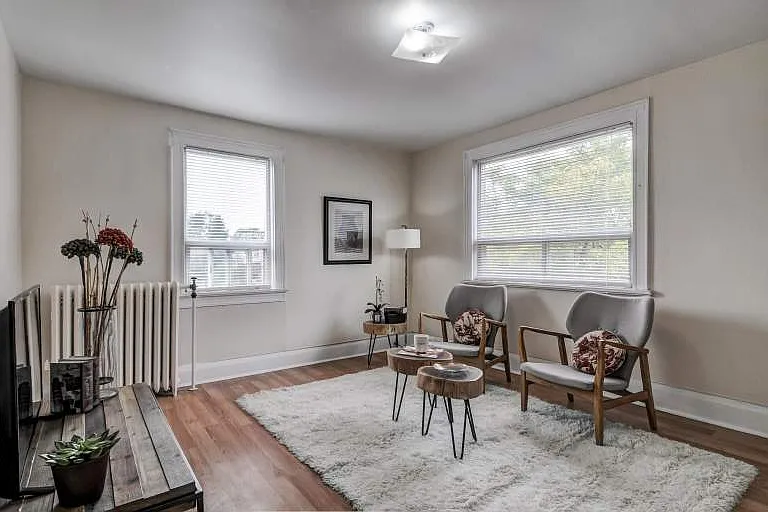 5 Donlands Ave — Photo 13