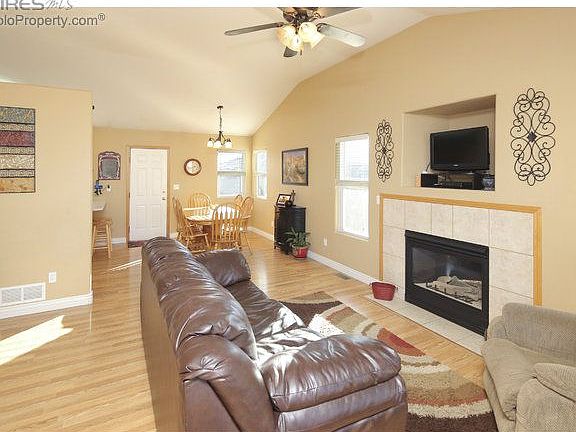 2nd image of 607 Meadow Dr