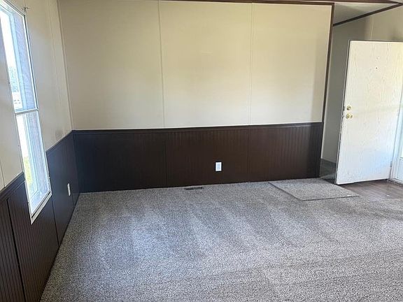 5th image of 3320 S 4th St #82