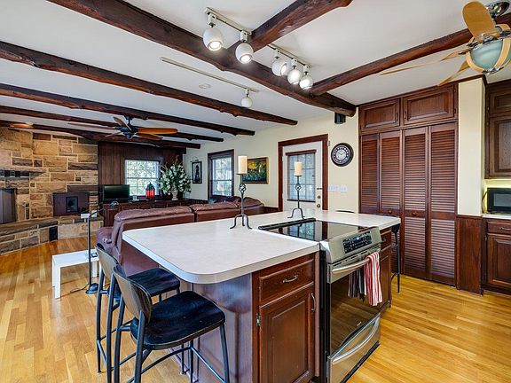 4th image of this home