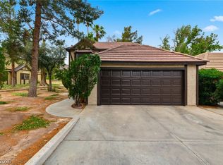 3933 Edgemoor Way, Las Vegas, NV 89121
