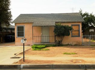 908 E Riverside Dr, Madera, CA 93638