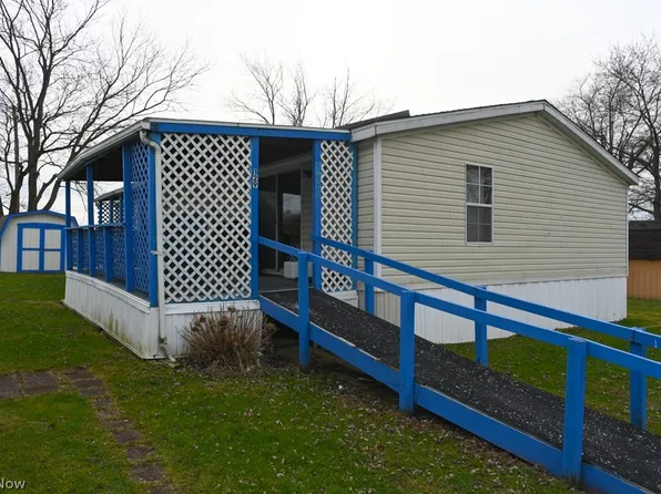 110 NW Lebanon Rd #129, Dalton, OH 44618
