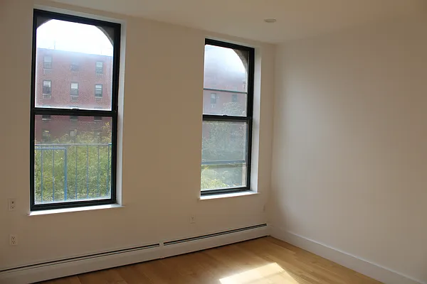 Rented by Vertical Real Estate LLC | media 6