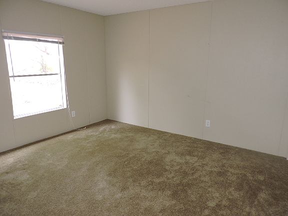 5th image of 3851 NW 60th Ave