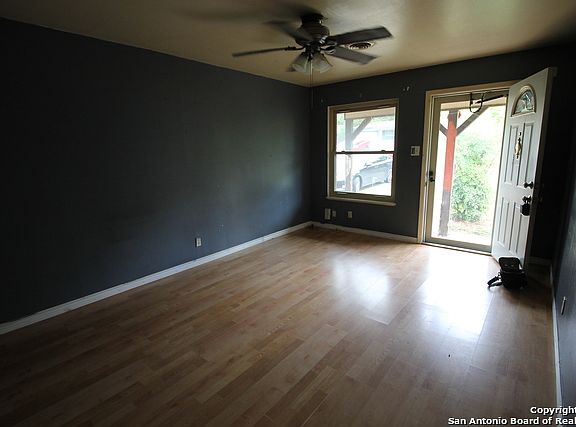 3rd image of 3359 Bob Billa St