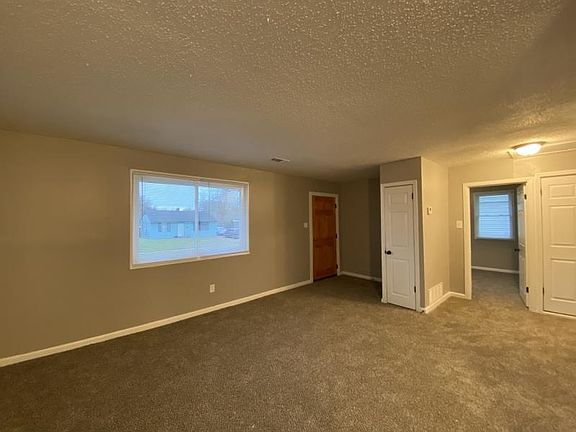 2nd image of 2850 Brewer Ave