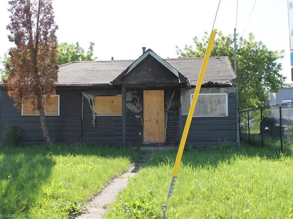 127 Robins Ave, Hamilton, ON L8H 4N5