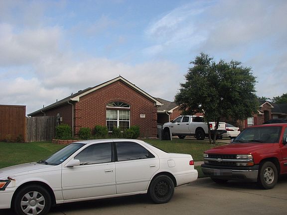 3rd image of 207 N Rolling Meadows Dr