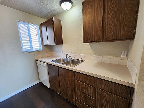 2nd image of 2917 N Mayfair St #9
