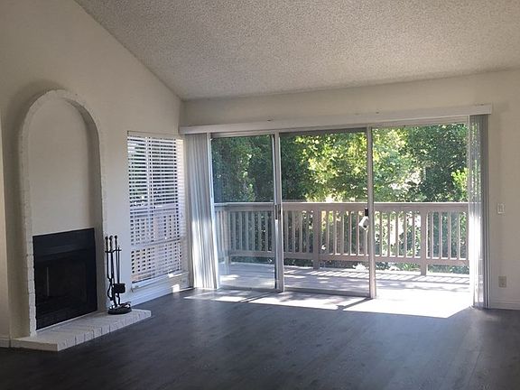 5th image of 16 N Meadowlark Ln