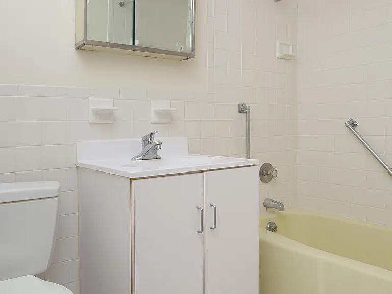 143 Waltham St #4 — Photo 10