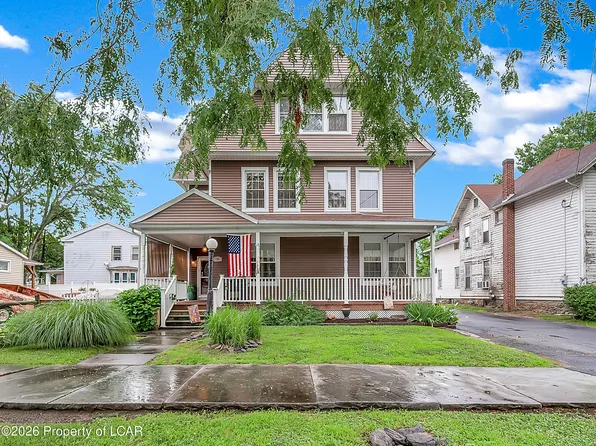 16 Montgomery Ave, West Pittston, PA 18643