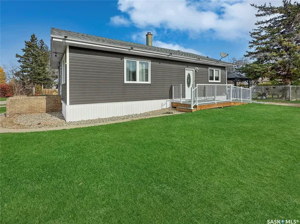 297 Boundary Avenue S, Fort Qu'Appelle, SK S0G 1S0