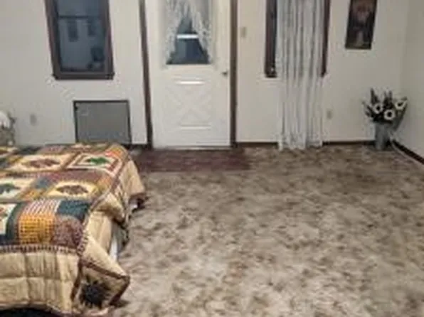 303 King Byron Rd, Scroggins, TX 75480