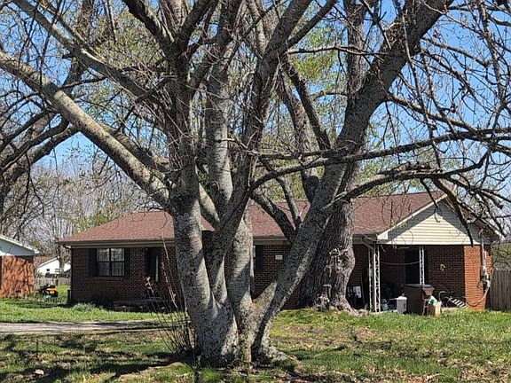 2nd image of 251 Ridgecrest Dr