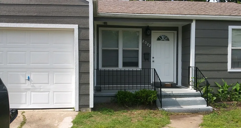 2022 W Admiral Rd
