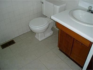 5th image of 273 Yorkwood Dr