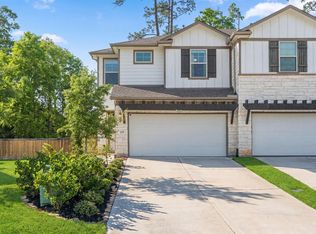 119 Skyshine Ct, Conroe, TX 77304