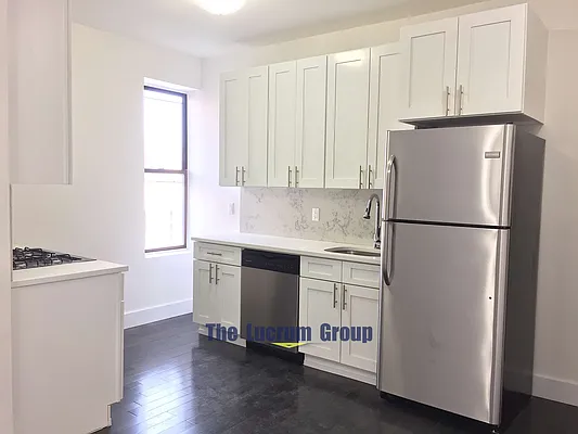 Rented by Lucrum Group | media 9