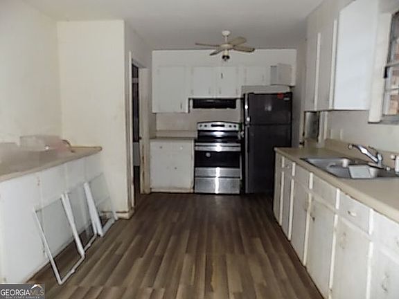 2nd image of 210 Palomino Ln