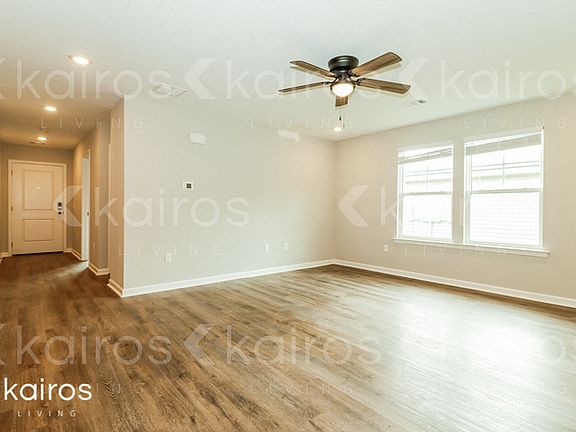 3rd image of 126 Cottage Grove Rd