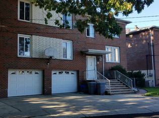 1513 11th St, Fort Lee, NJ 07024