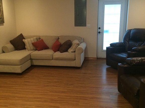 5th image of 607 Fulton Ave
