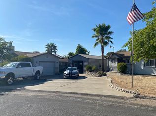 1850 Berkesey Dr, Valley Springs, CA 95252