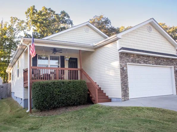 203 Paris View Dr, Greenville, SC 29609