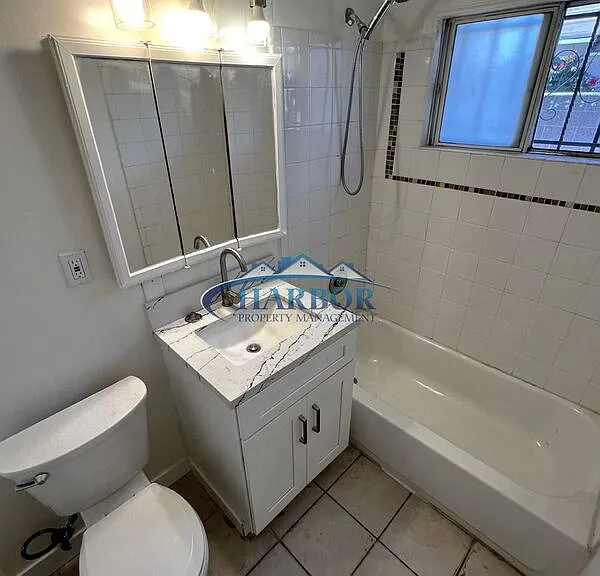 10019 S Felton Ave — Photo 6