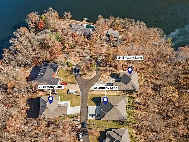 24 Brittany Ln — Photo 26