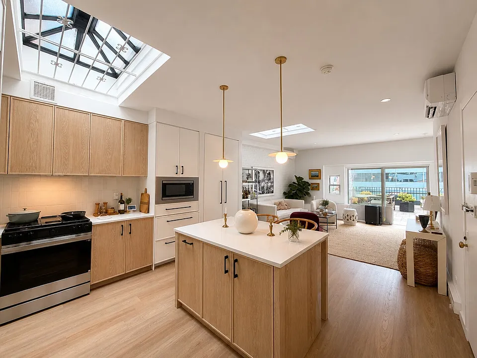 67 Murray St #PENTHOUSE