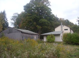 138 Florence Ln, Windber, PA 15963
