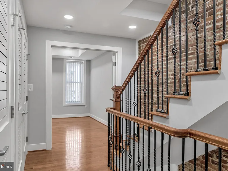 1310 Riggs St NW — Photo 15
